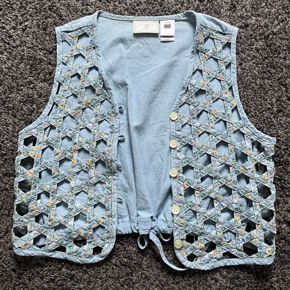 Vintage size small women’s vest.